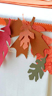 DIY Thanksgiving Table Garland Picture