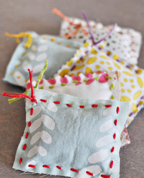 Sewn Spring Scent Sachet Picture