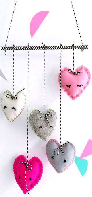 Valentines Felt Heart Mobile Picture