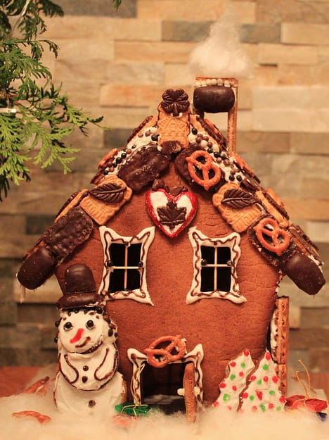 Gingerbread House Picture