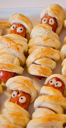 Fingerfoods - Wrapped Sausages Picture